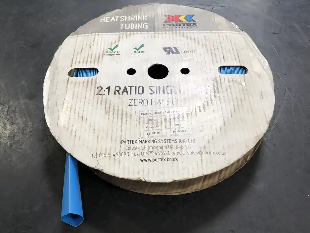 38.1mm Heat Shrink Tube 30m roll HS2381 BLU