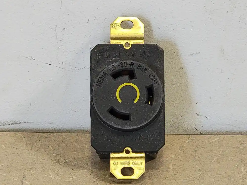 30 Amp 125 Volts Twist Lock Receptacle L530-R