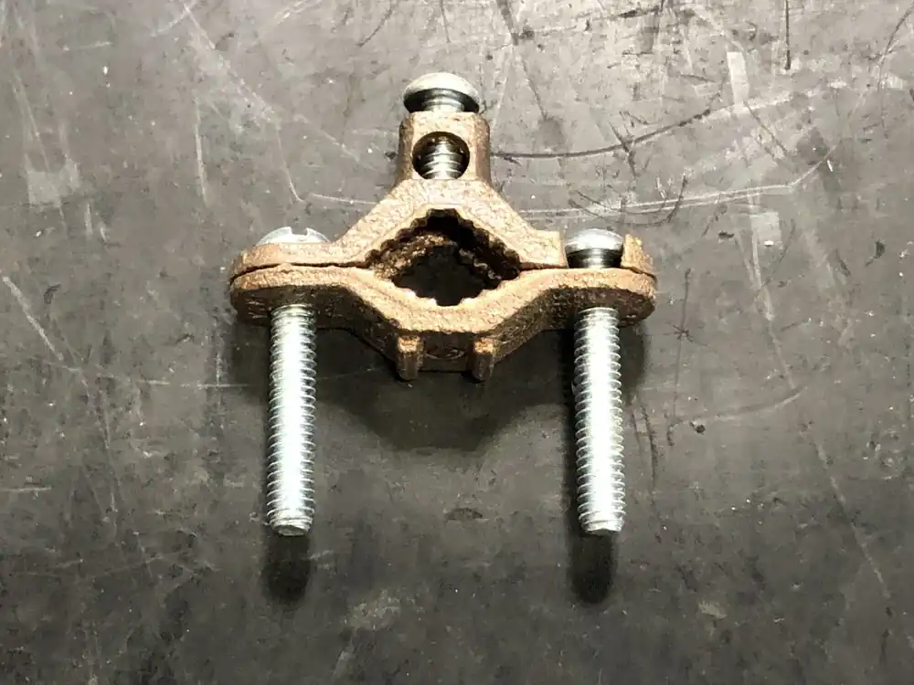 1/2" - 1" Bare Ground Clamp
