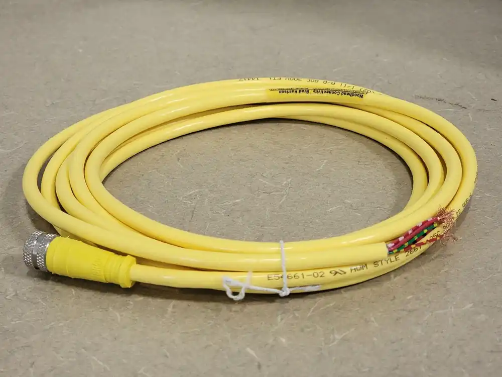 6-Pole Female Straight PVC Cord 12FT 22AWG/6C 300V, 706000D02F1201