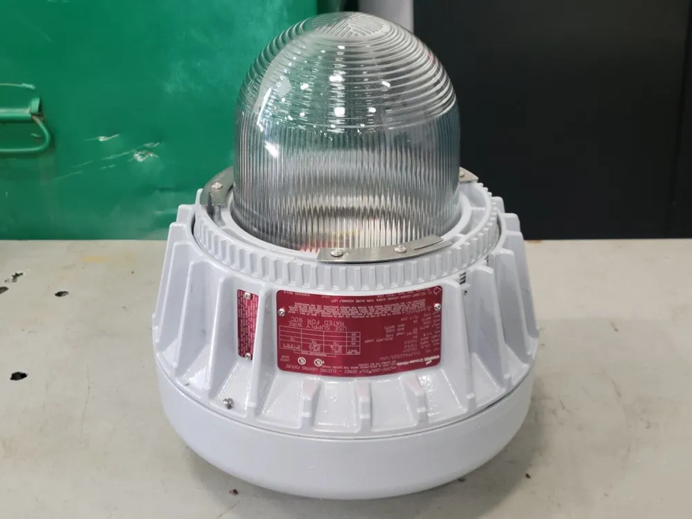 Hazard-Gard Lighting Fixture EVLPFA02520/UNV