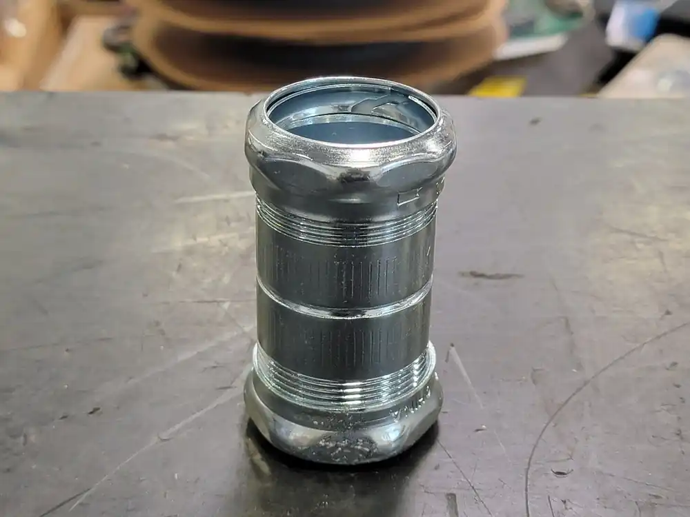1-1/4" Compression Coupling 2925 (Box of 5)