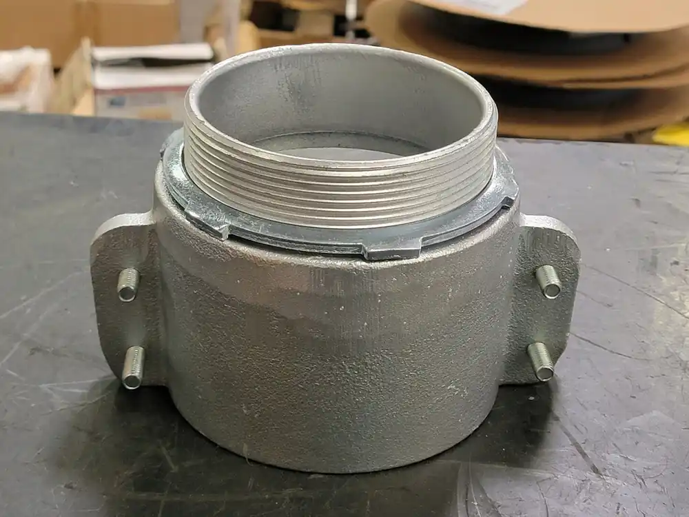 4" MI Squeeze Connector 722