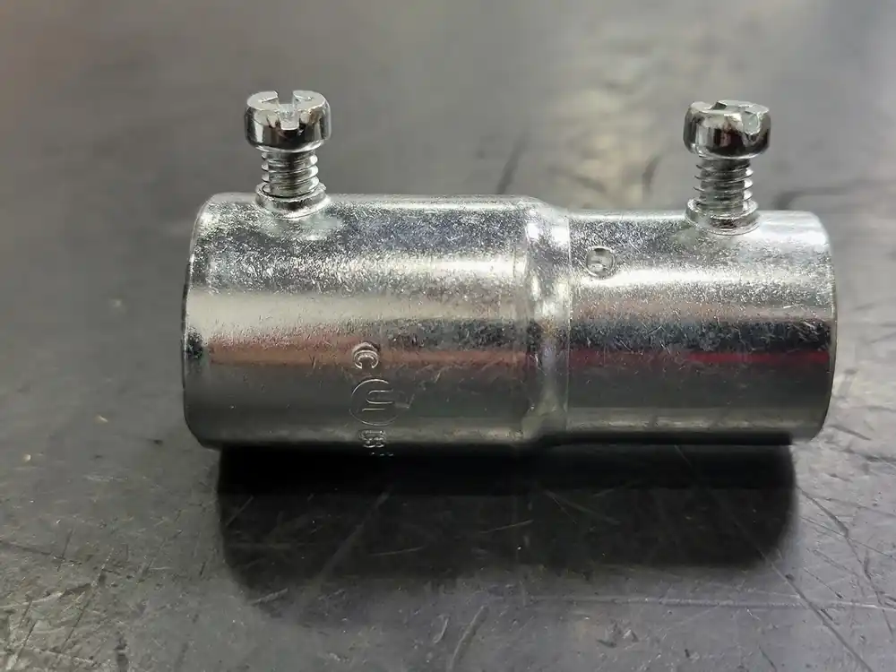 3/4" Set Screw EMT Combination Coupling 421 (Box of 20)