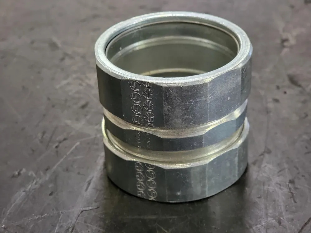 2-1/2" EMT Conduit Compression Coupling (Box of 2)