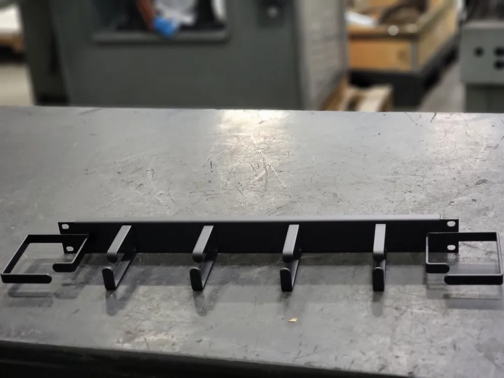 1SP Horizontal Cable Manager w/ Horizontal/Vertical D-Rings HCM-1DV