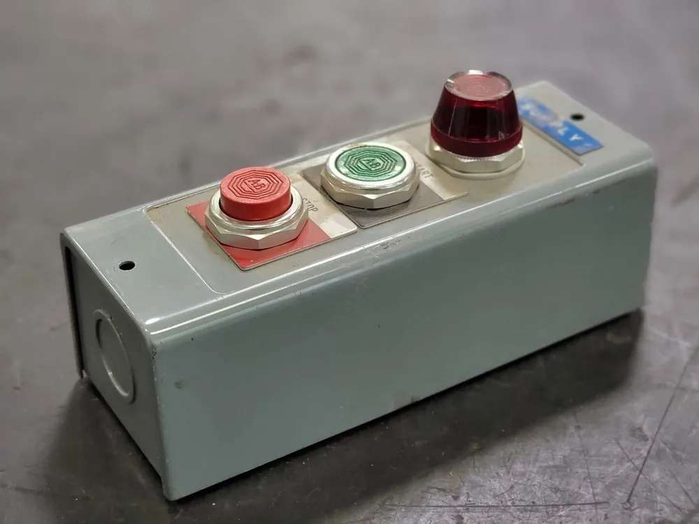 Start Stop Control Station