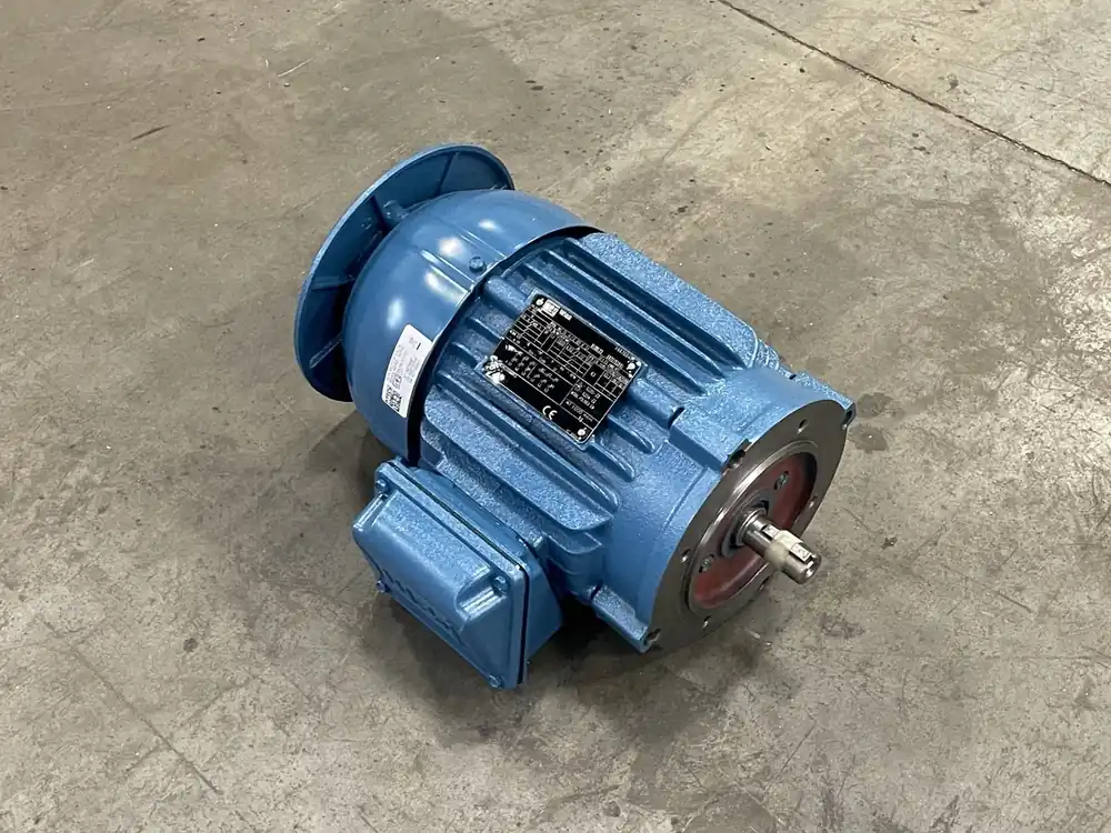 1.5 hp, 230/400 volts, 2880 rpm, 90S Electric Motor