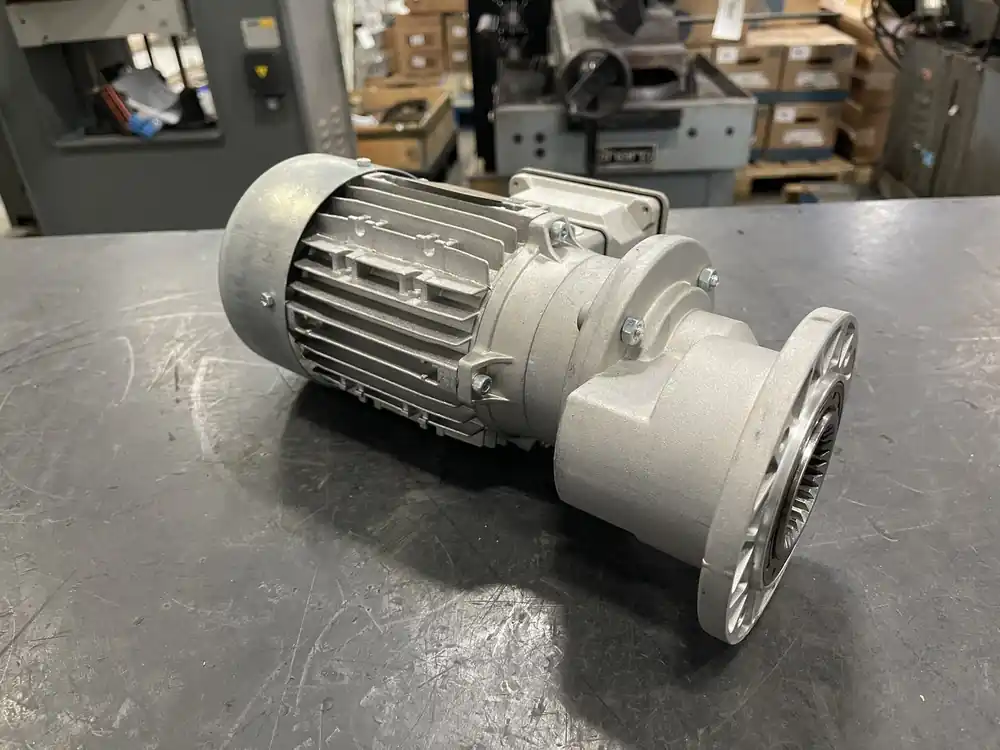 1/4 hp Gearmotor Type SK 63L/4CUSTF