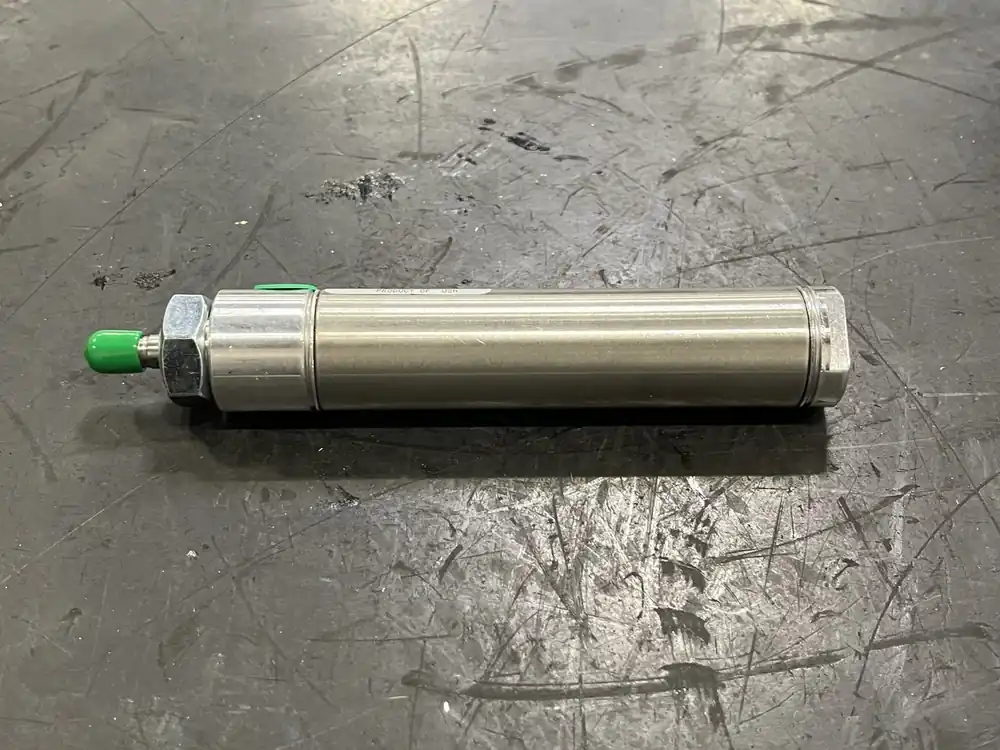 Pneumatic Cylinder 1-1/16" Bore x 3" Stroke 1062D01-03A-03