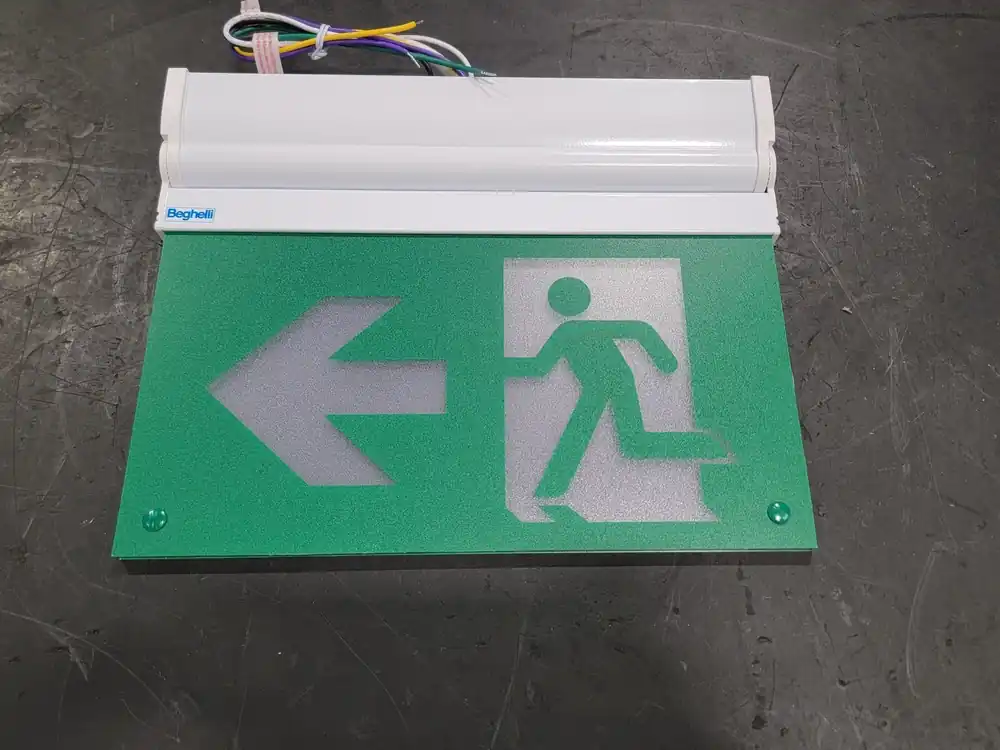 LED Pictogram Curva Running Man Sign CRV-RM-L-U-S-0LR-UDC