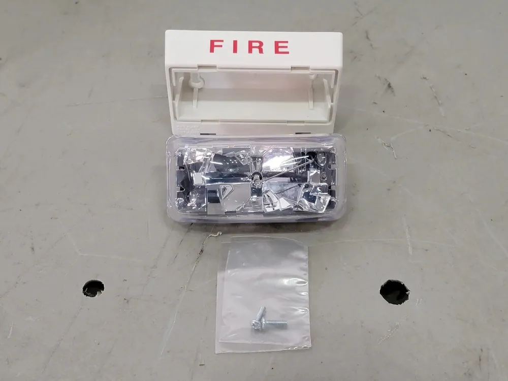Multi-Candela Ceiling Mount Addressable Strobe White 4906-9204