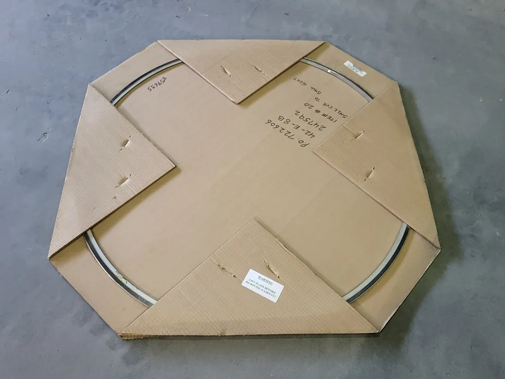 Scrap - Gasket Flex Style RIR 316/316/FG, 39-1/8" x 39-29/32" x 40-31/32" x 0.175"