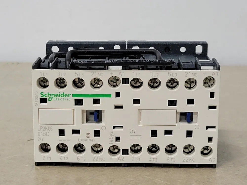 6 Amp, 3 Pole, 1NC, 24 VDC Coil Contactor LP2K0601BD