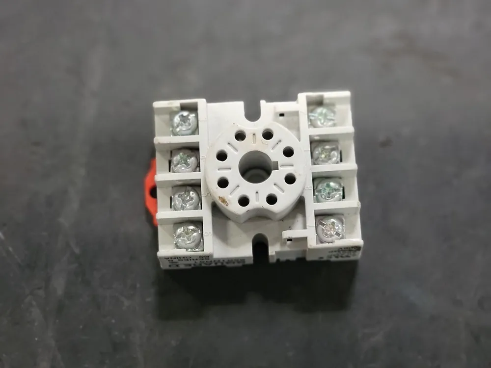 8 Pins Relay Socket 8501NR51, 10A, 600V