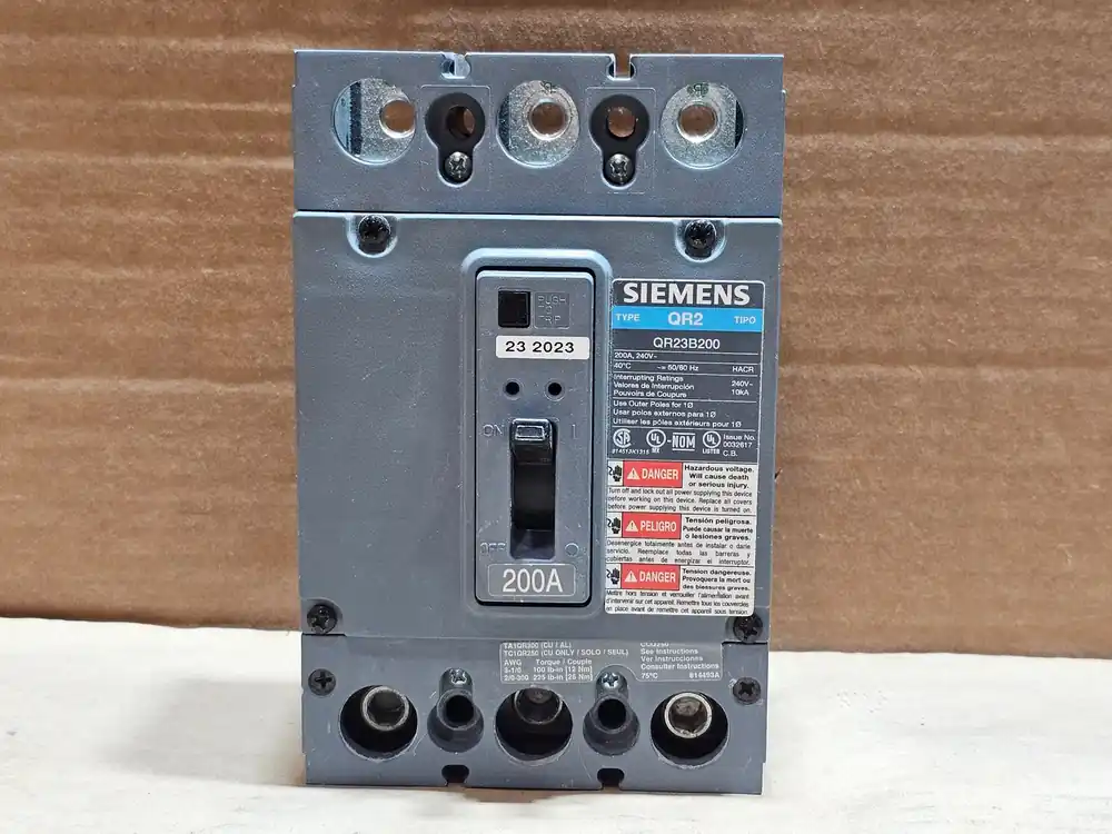 200 Amp, 3 Pole, 240 Volt Circuit Breaker QR23B200