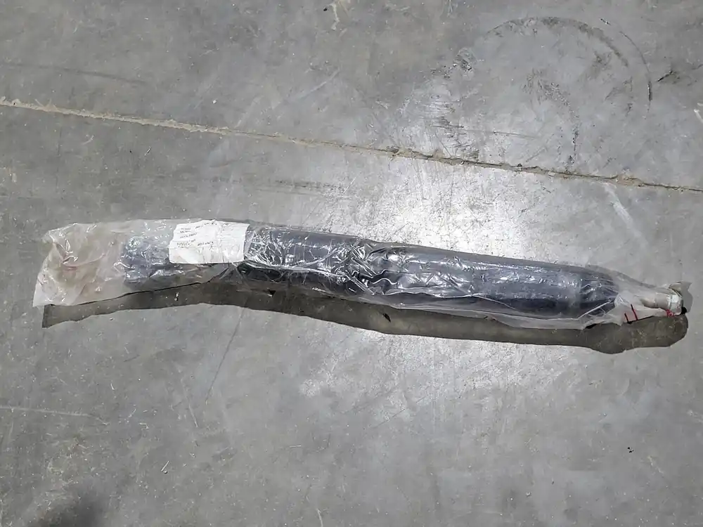 Front Right Shock Absorber, 48511-69675
