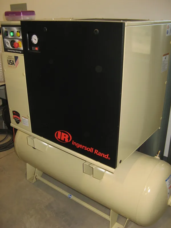 7.5 hp Oil-Flooded Rotary Screw Compressor UP6-7.5TAS-125