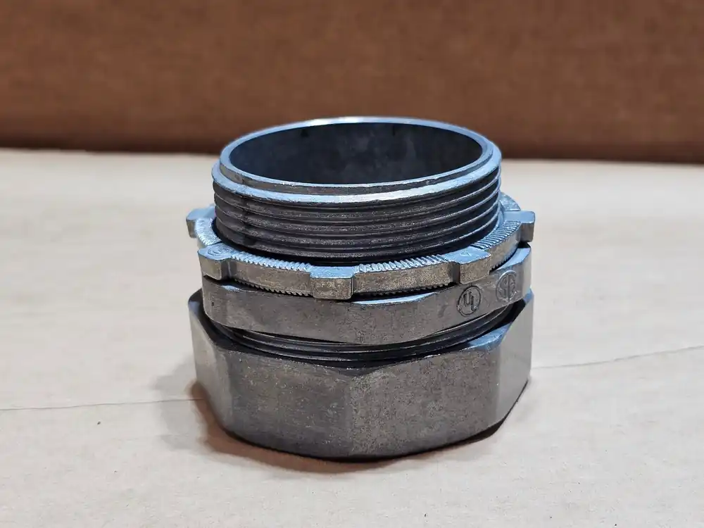 2-1/2" EMT Compression Connector CI5820 (Box of 12)