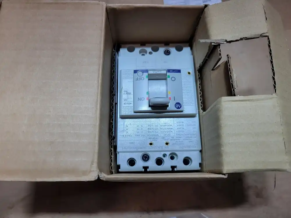 70 Amp, 3 Pole, 600 Volts Circuit Breaker 140G-G6C3-C70