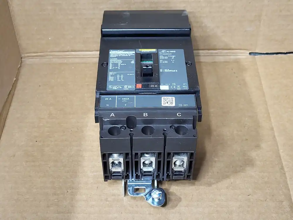 20 Amp, 3 Pole, 600 Volt Circuit Breaker HJA36020
