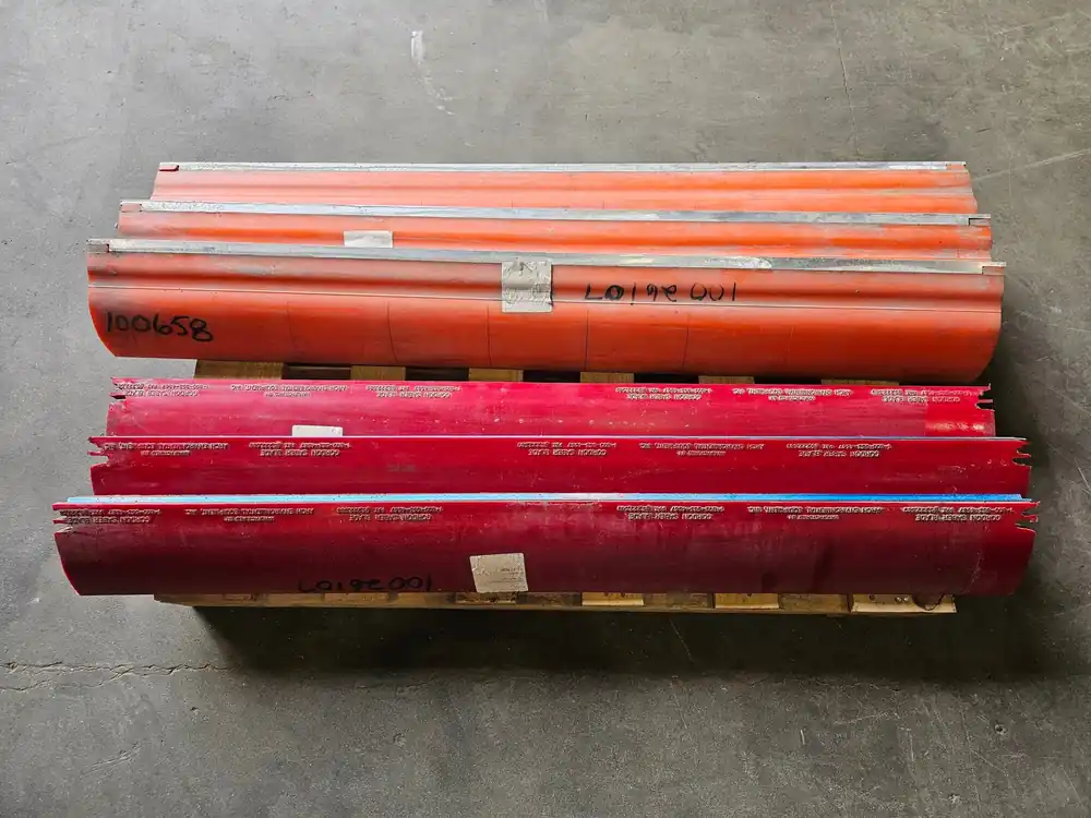 54" Vertical Segmented Orange Urethane Scraper Blade 35381-601054