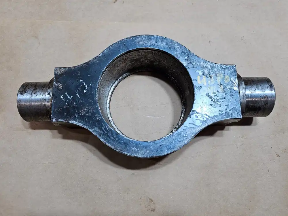 Yoke UJP0412