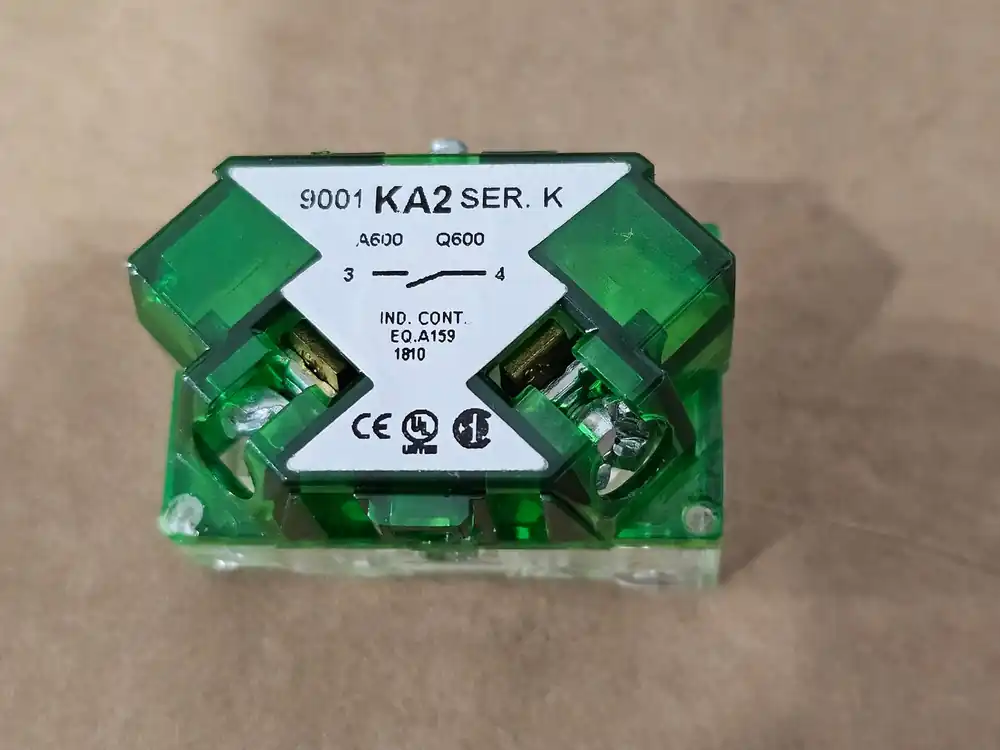 Finger Safe Contact Block 9001KA2
