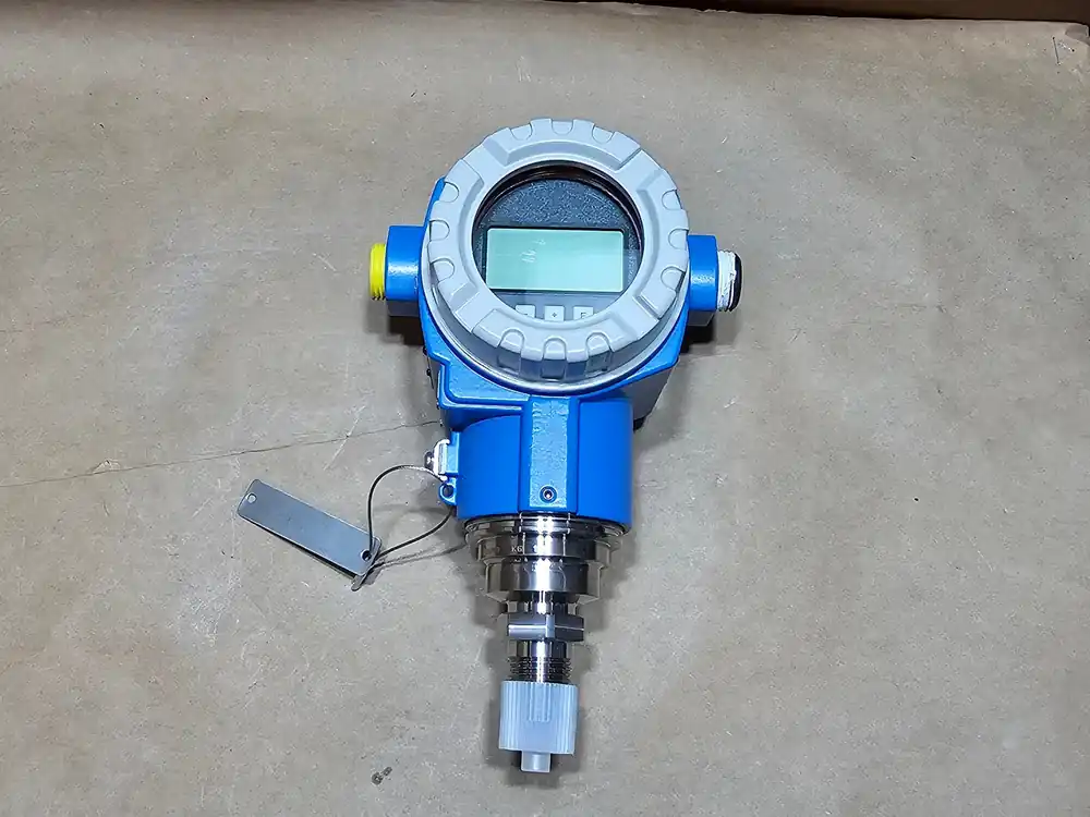 Absolute and Gauge Pressure Cerabar PMP71-1XR12/0