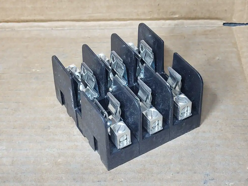30 Amp, 600 Volt, 3 Pole Open Style Fuse Block 60308SJ