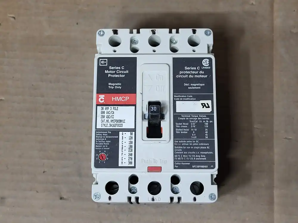 30 Amp, 3 Pole, 600 V Circuit Breaker HMCPS030H1C