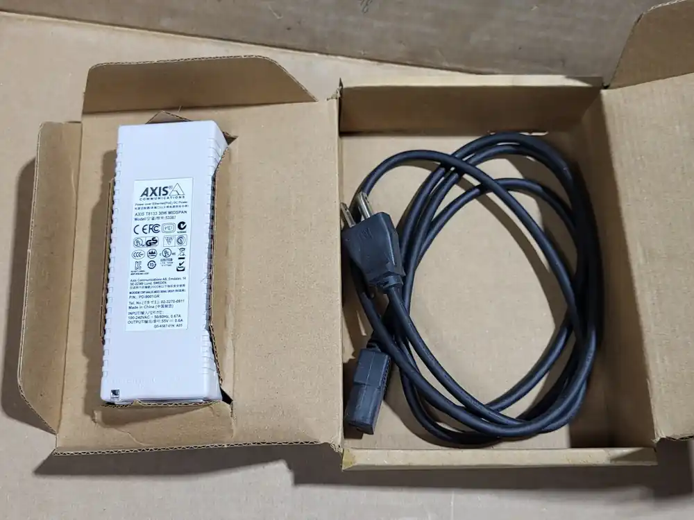 T8133 Midspan 30 W 1-port P/N 5900-294