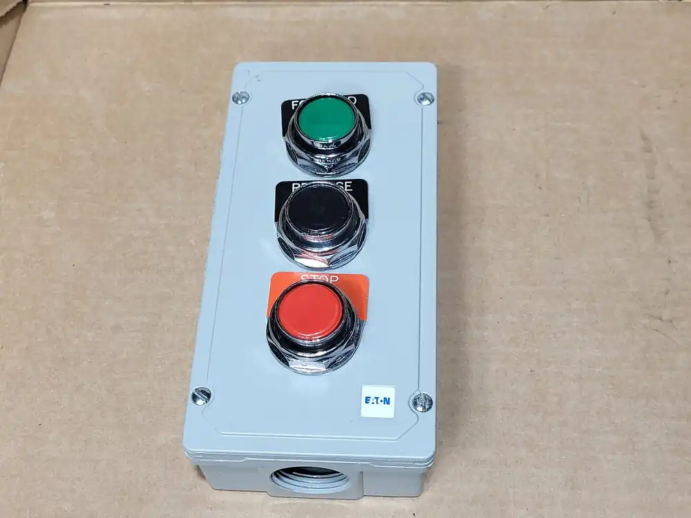 Heavy Duty Push Button Station 10250TN3