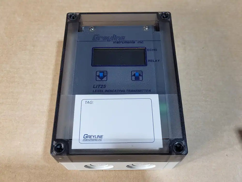 Level Indicating Transmitter LIT25 w/ Ultrasonic Sensor PZ32T