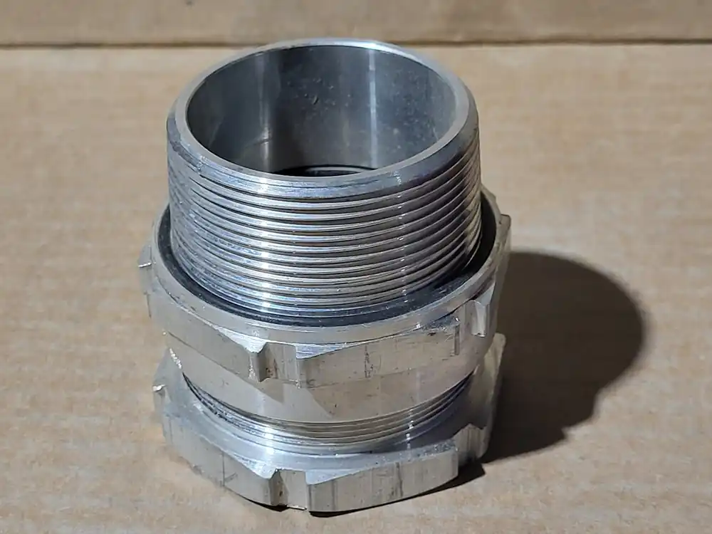 2" Tray Cable Connector TC200197
