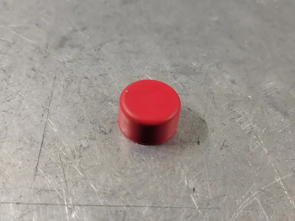 Cap Red Button GFCA-RB