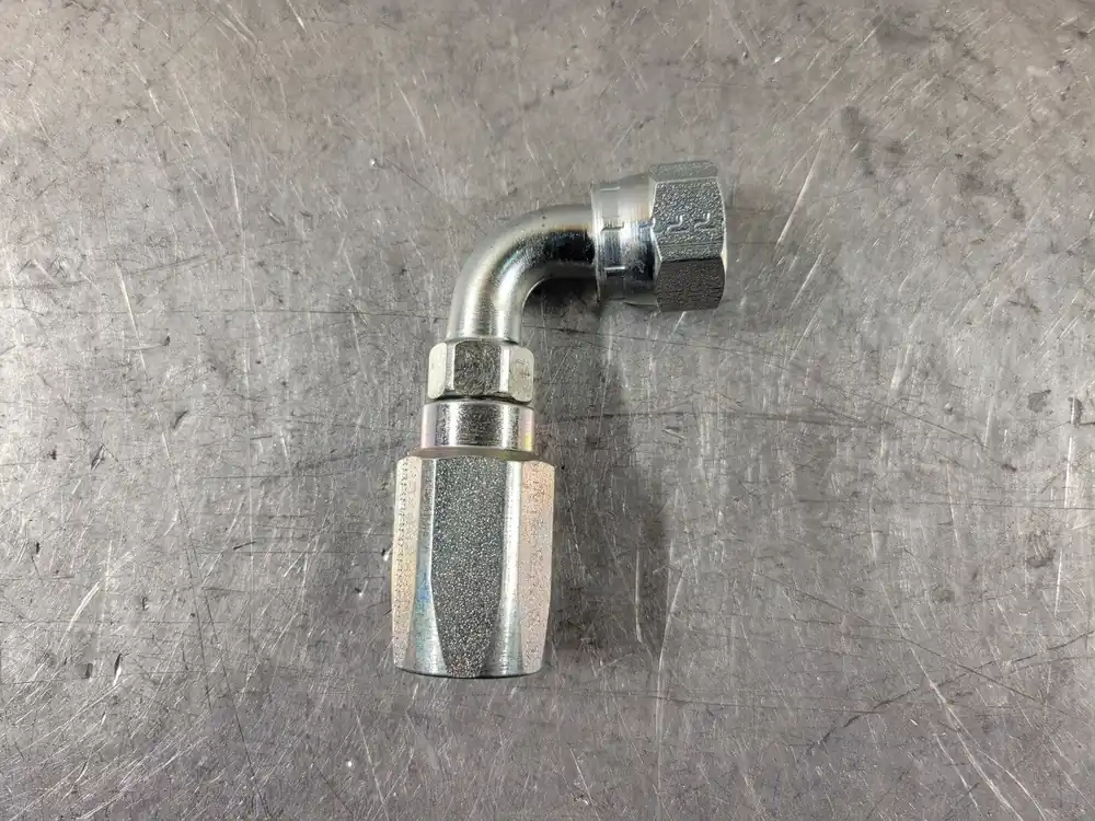 Cat Reusable Coupling JIC 90 Degree Female Swivel 068-0556