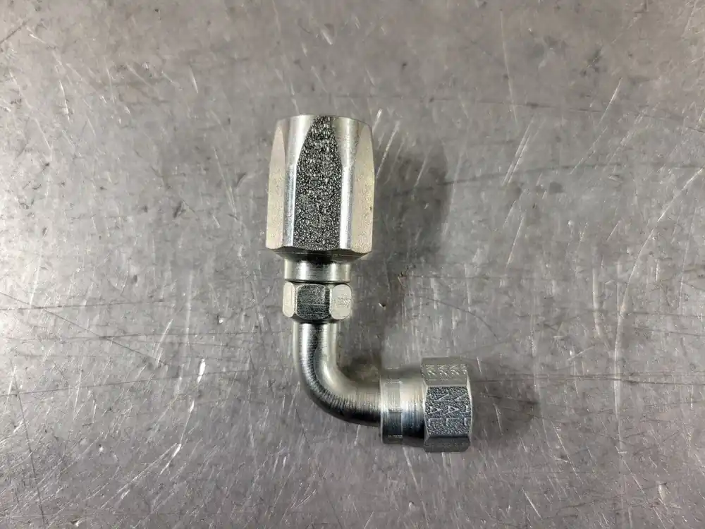 Cat Reusable Coupling JIC 90 Degree Female Swivel 068-0009