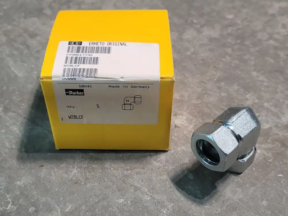 18mm Hydraulic Elbow Fitting W28LCF