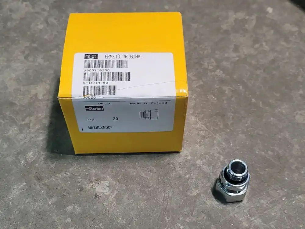 18mm Hydraulic Fitting GE18LREDCF