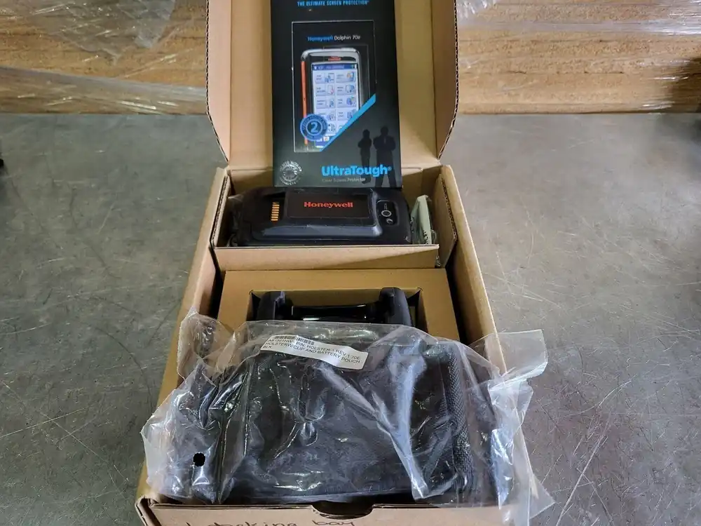 Dolphin 70e Mobile Computer Kit 70e-HB-1