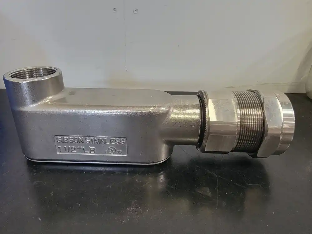1-1/2" LB CF8M/316SS Conduit Body 7150LB w/ Cable Gland ST150-472SS