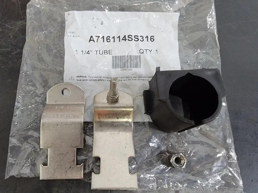 Superstrut 1-1/4" Stainless Steel Cushioned Clamp A716 1 1/4 SS (Box of 25)