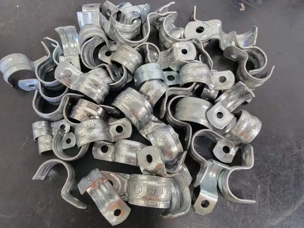 One Hole EMT/Rigid Conduit Strap Assorted Sizes 3/4" 1" 1306/1308