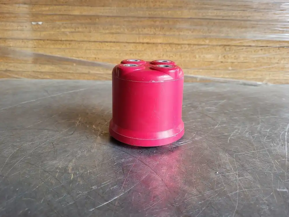 Electrical Standoff Insulator 6350-S10 4X4