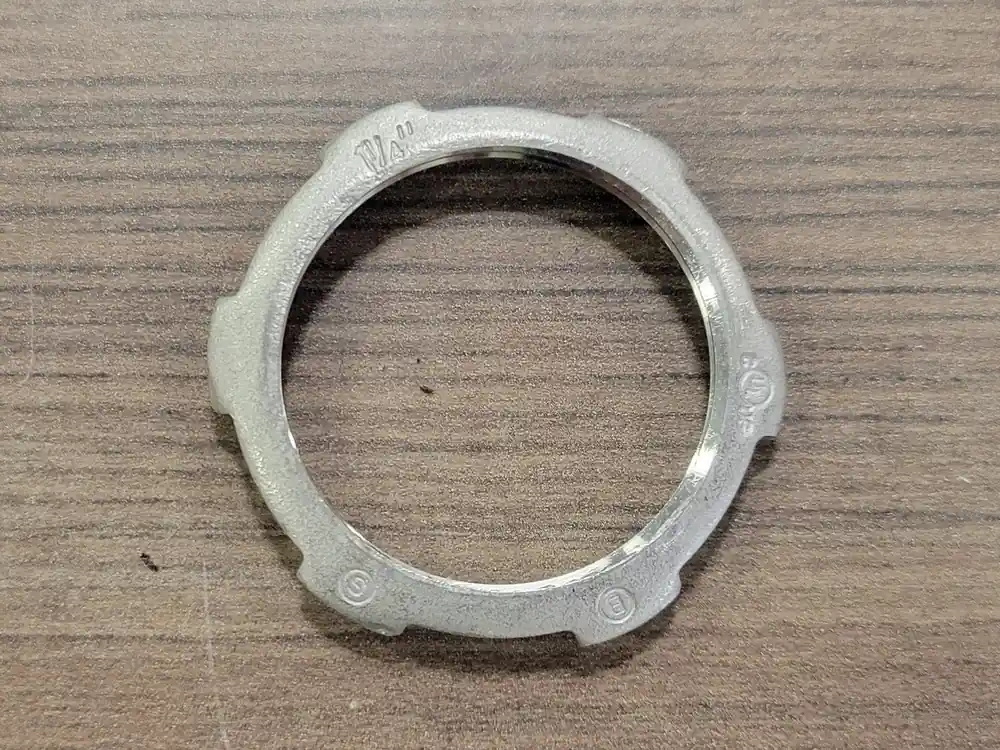 1-1/4" Stainless Steel Conduit Locknut (Bag of 105)