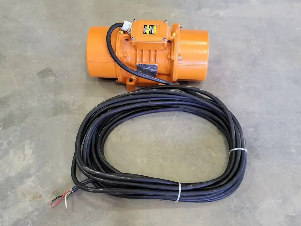 Electric Vibrator Type CD12-1630