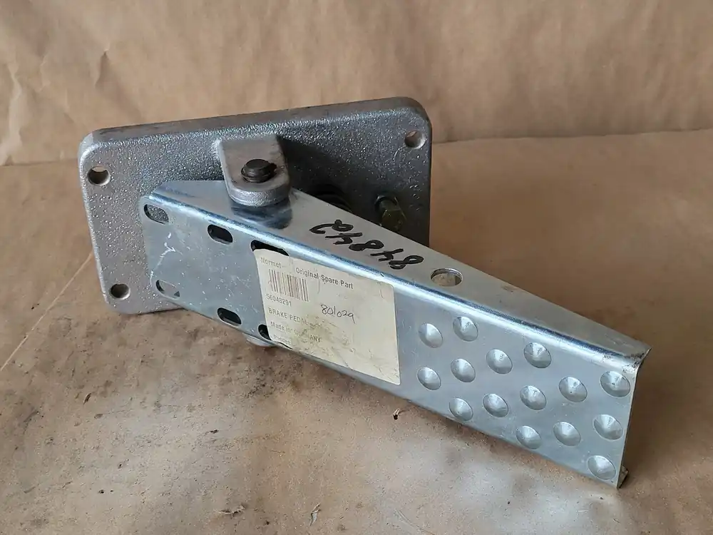 Brake Pedal 56048291 R900928408