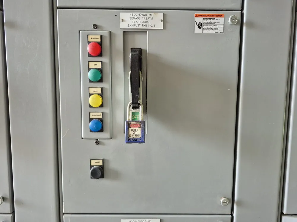 5 hp 600V 3-Ph Motor Control Center Bucket 06FE