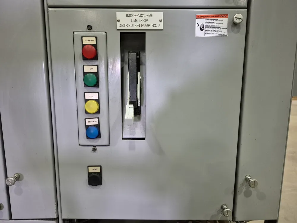 7.5 hp 600V 3-Ph Motor Control Center Bucket 04FJ